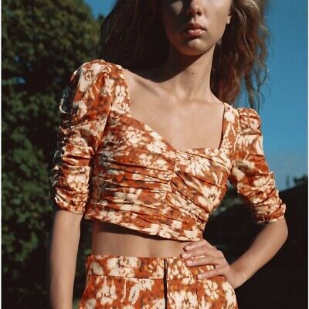 NWT - Zara Printed Drape Crop Top Square Neck Orange Floral